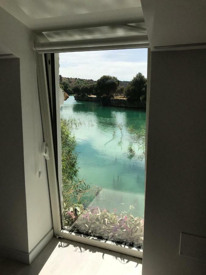 オッサ・デ・モンティエル La Casita Del Pescadorゲストハウス エクステリア 写真